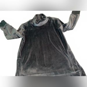 Athletic works sweatshirt